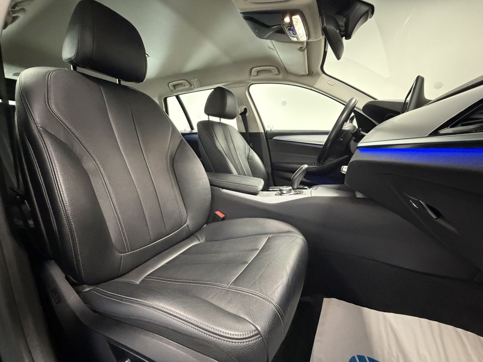 BMW 530 i xDrive Touring LED Standheiz. NUR GEWERBE foto 11