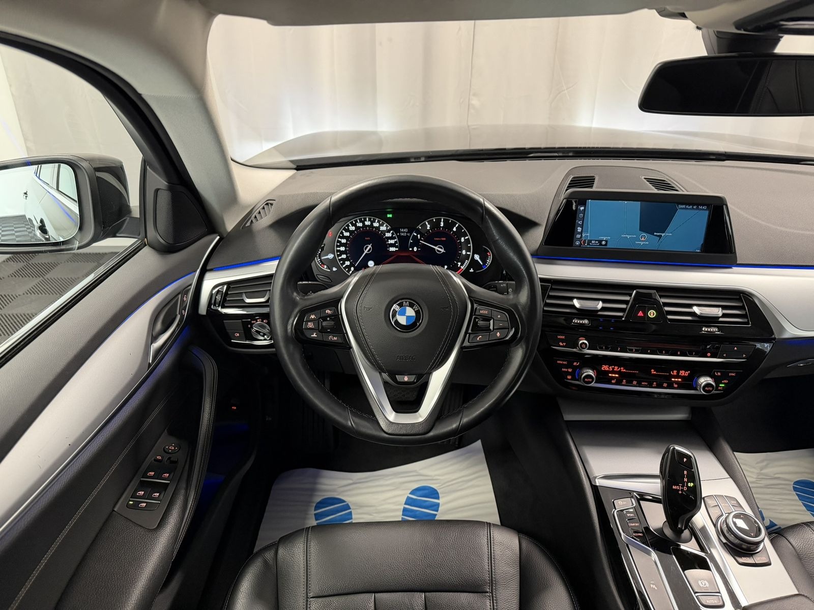 BMW 530 i xDrive Touring LED Standheiz. NUR GEWERBE foto 13