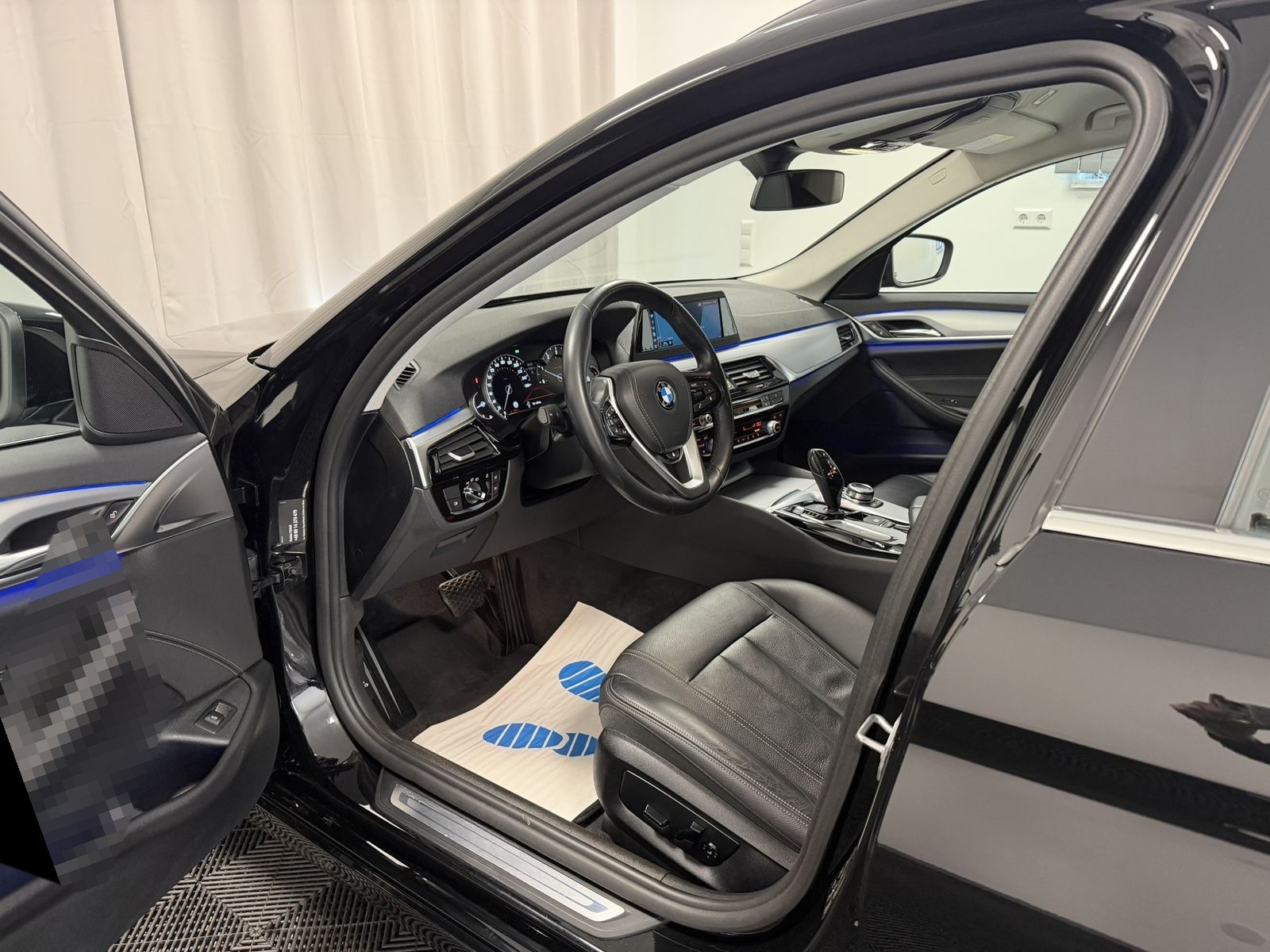 BMW 530 i xDrive Touring LED Standheiz. NUR GEWERBE foto 9