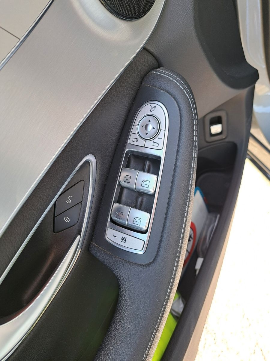 Mercedes-Benz C 200 EXCLUSIVE*Autom.*NAVI*AHK*SHZ*Pano foto 8