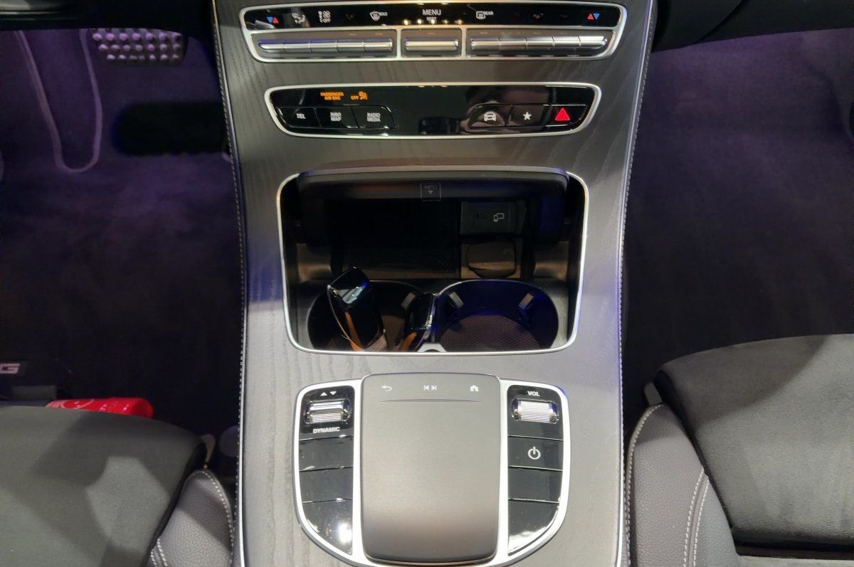 Mercedes-Benz E 300 de T AMG Line KeyGo|MBeam|S-Dach|TWA|360 foto 22
