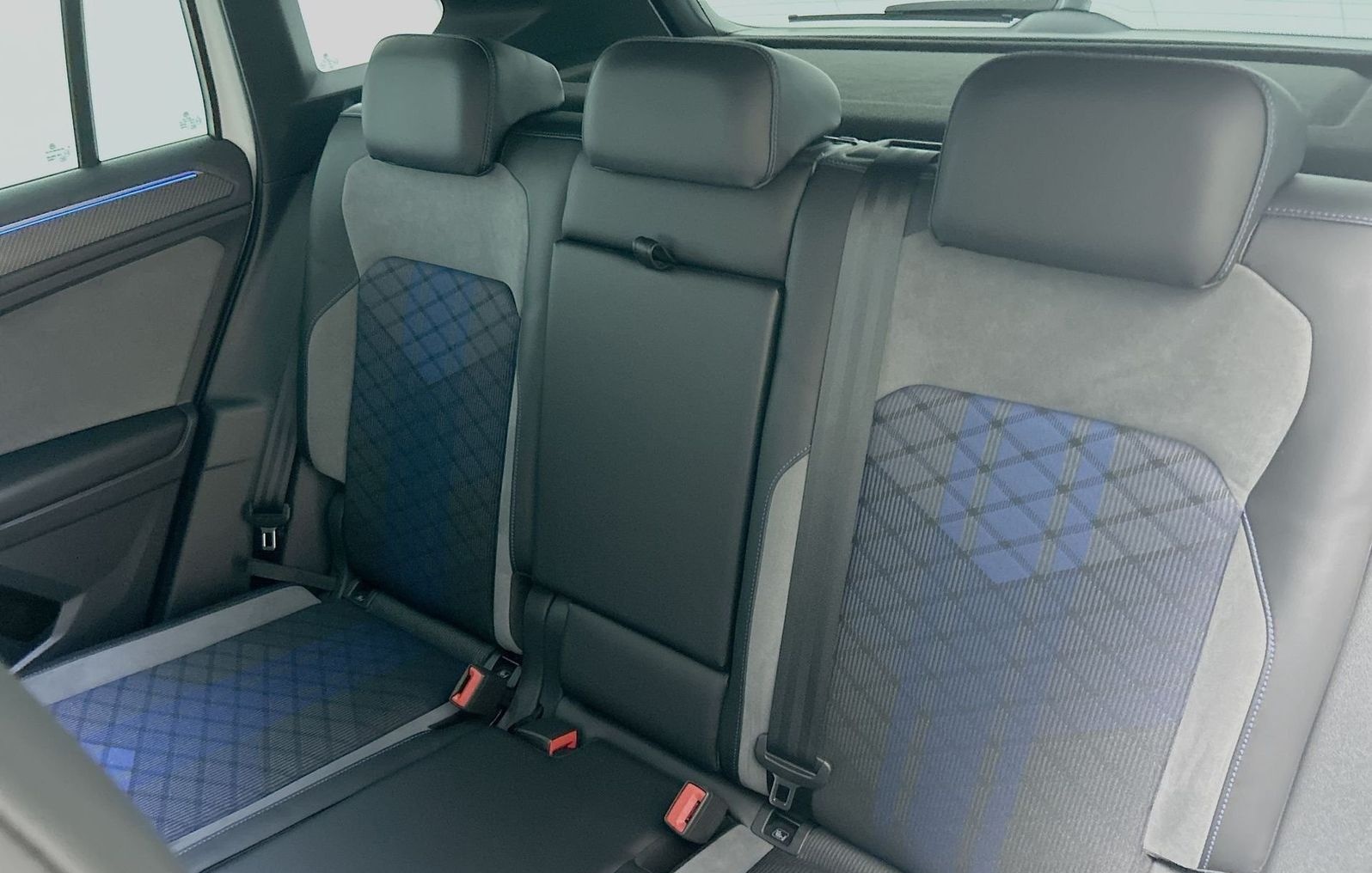 Volkswagen Tiguan R 2.0 TSI DSG 4Motion foto 21