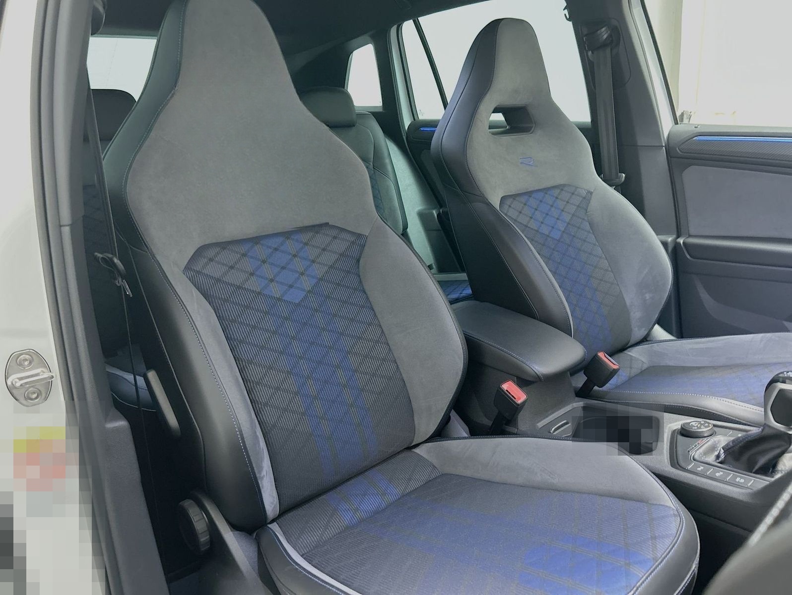 Volkswagen Tiguan R 2.0 TSI DSG 4Motion foto 22