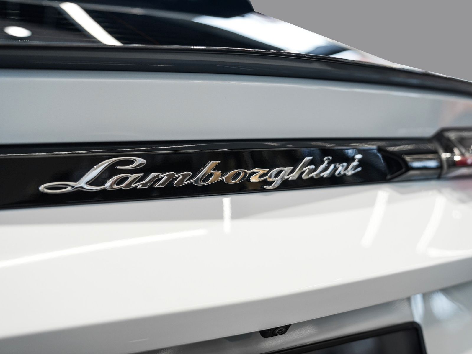 Lamborghini Urus | Panoramic Roof | B&O Sound System foto 19