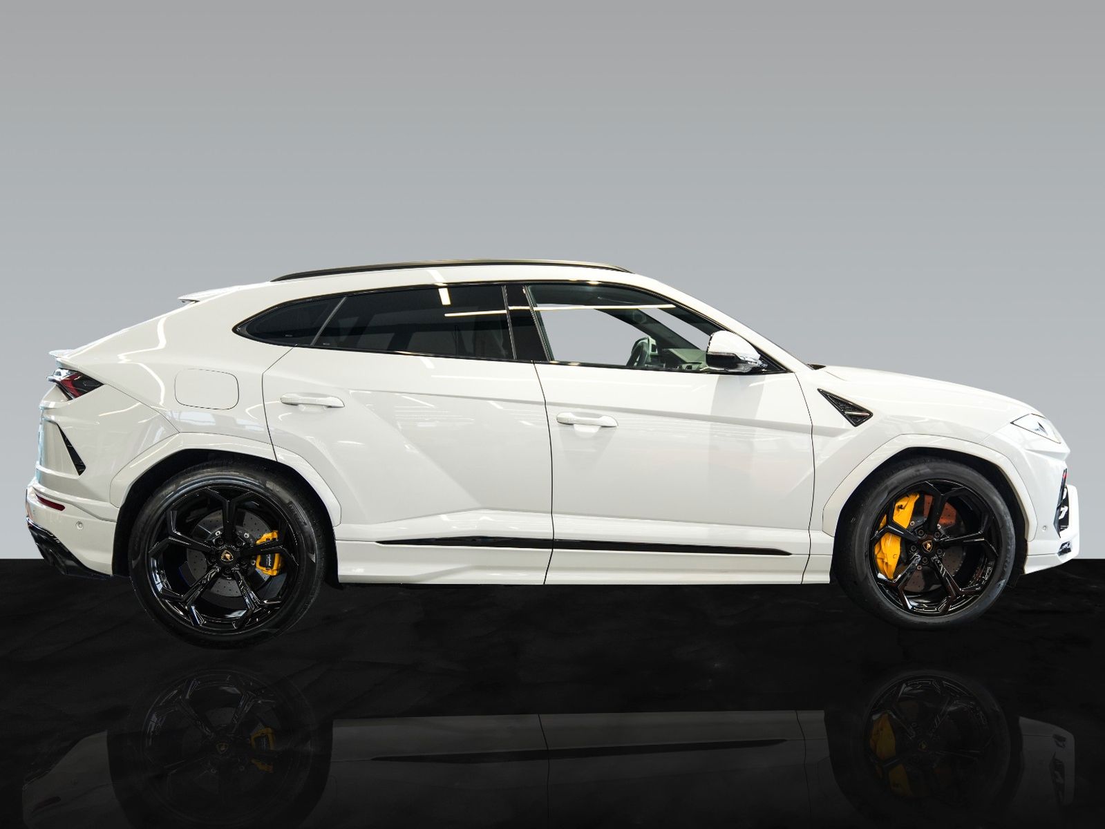 Lamborghini Urus | Panoramic Roof | B&O Sound System foto 8