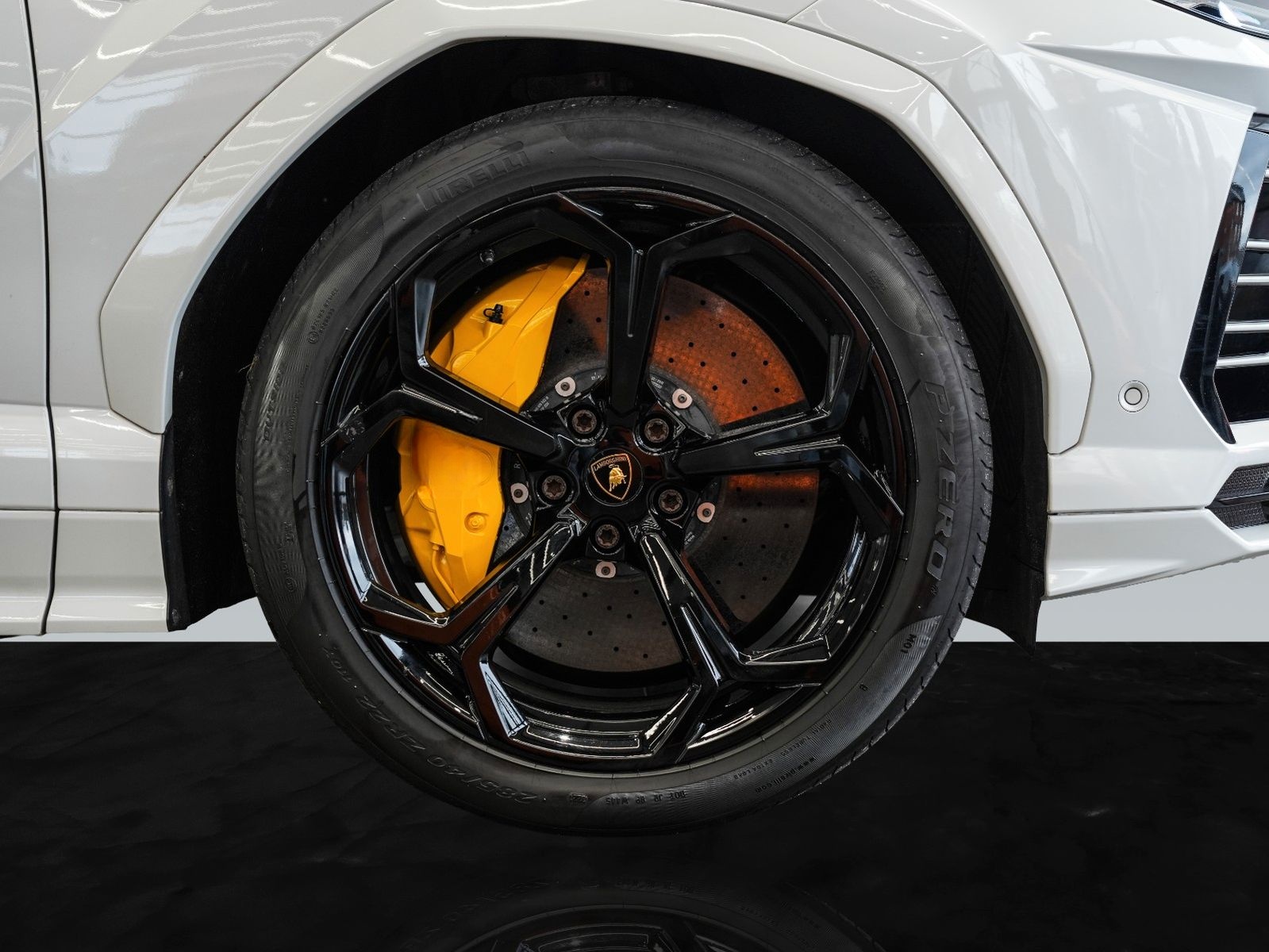 Lamborghini Urus | Panoramic Roof | B&O Sound System foto 10