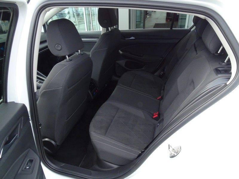 Volkswagen Golf  2.0 TDI DSG Style - LED Plus / Navi foto 11