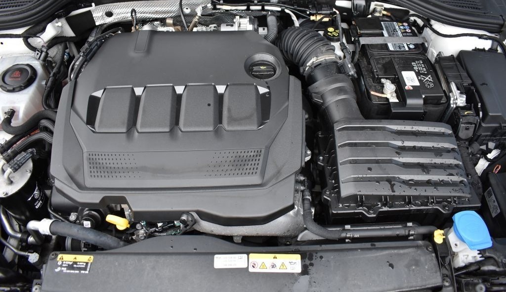 Volkswagen Golf Variant 2.0 TDI SCR Life LED-Scheinwerfer N foto 9