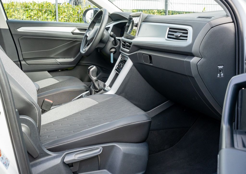Volkswagen T-Roc Goal 1.0 l TSI ACC LED NAVI SPURH. SPURW. foto 3