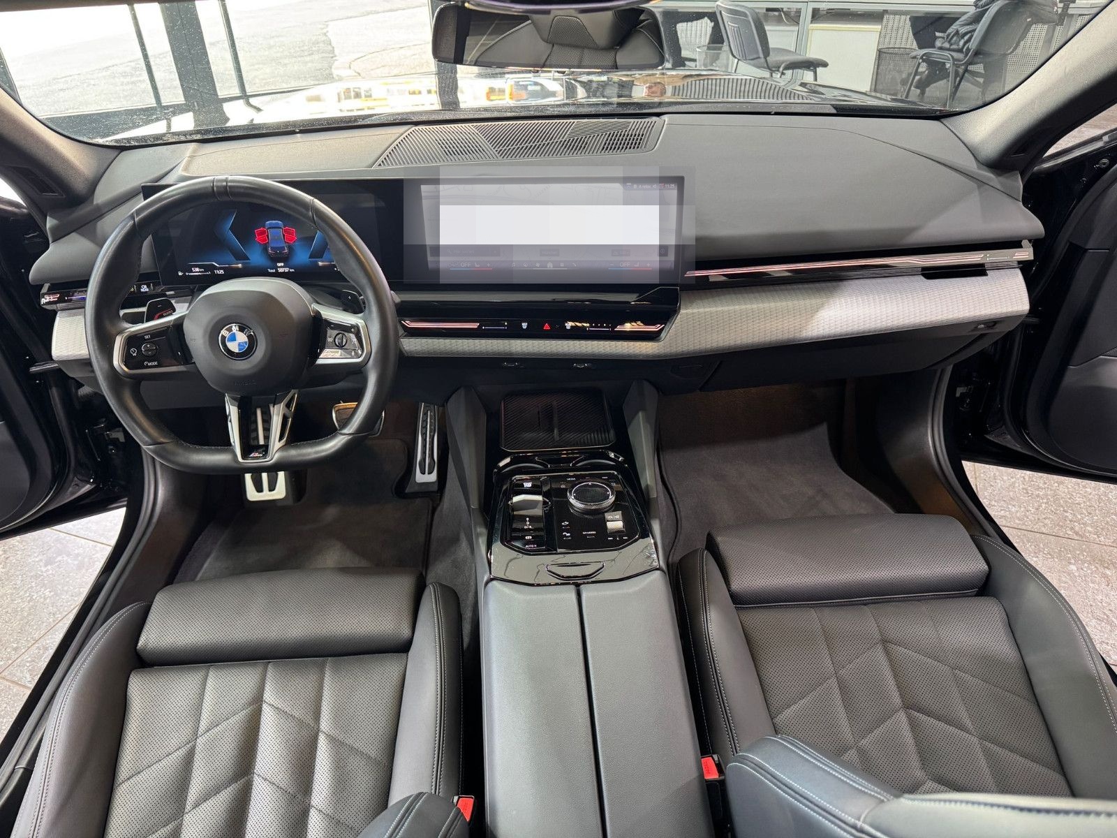 BMW 520dA*1.Hd*MSport*Pano*LED*Leder*Dr.Ass.Plus*RFK foto 9