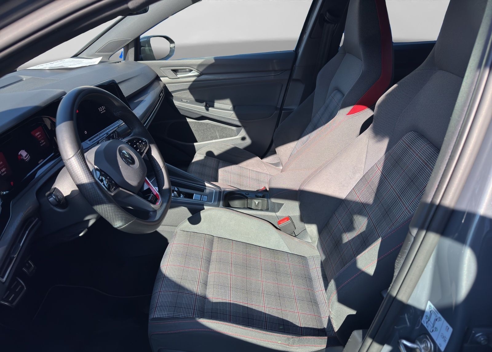 Volkswagen Golf GTI LED+ KAMERA VIRTUAL+ LM18 foto 4
