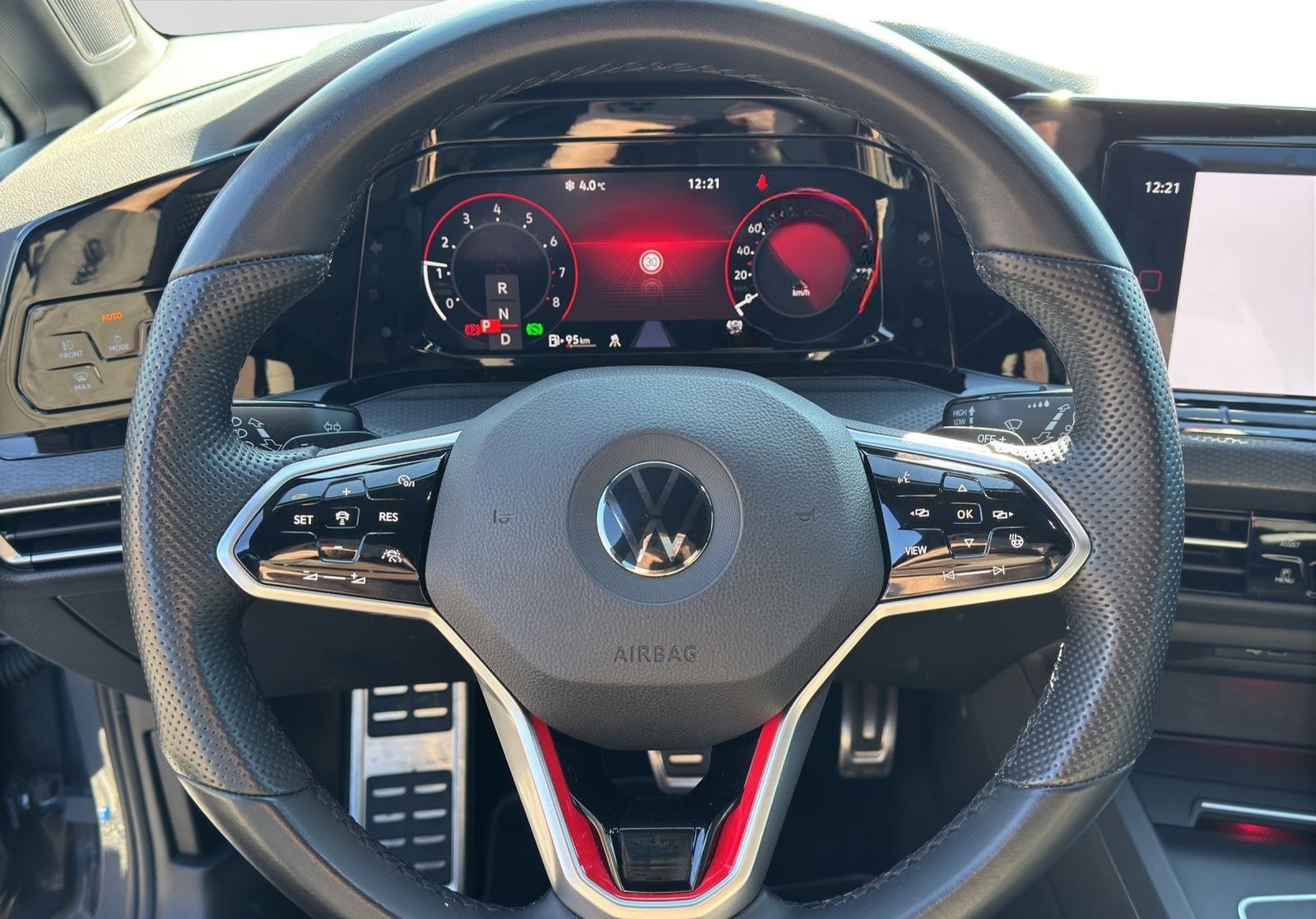 Volkswagen Golf GTI LED+ KAMERA VIRTUAL+ LM18 foto 9