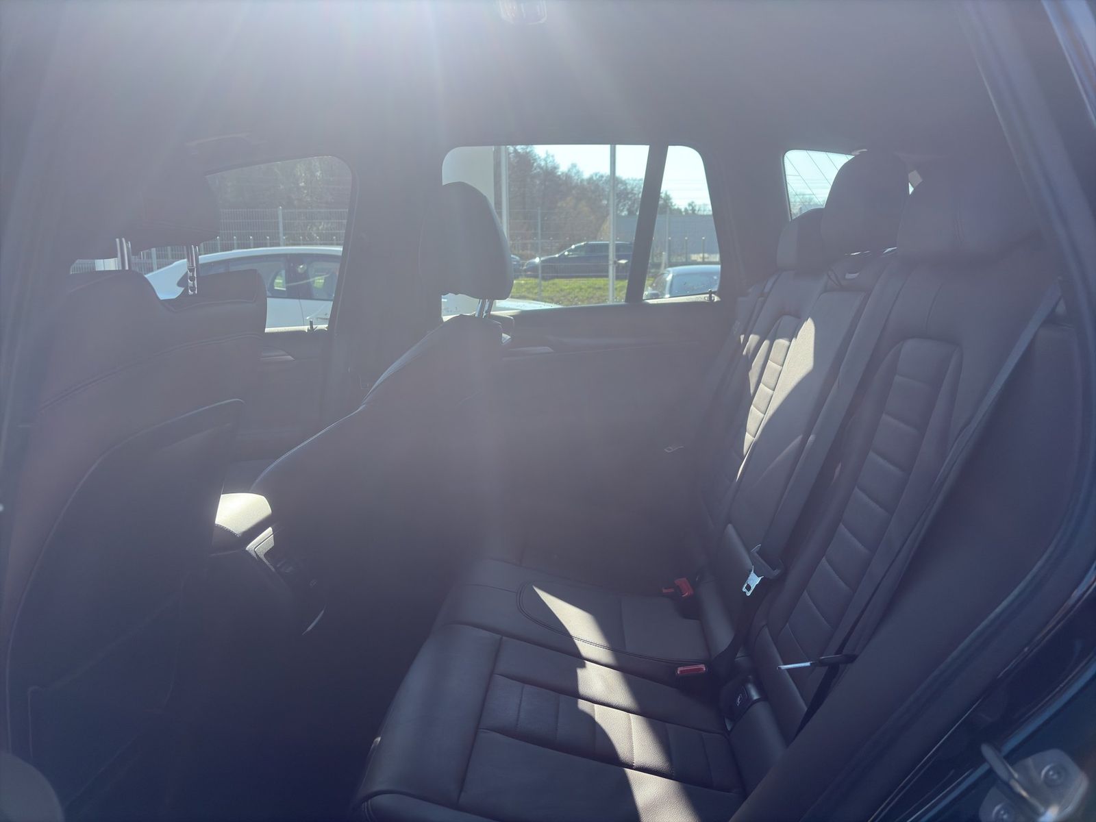 BMW X3 xDrive30e M Sport HUD Komfortzugang AHK LED foto 8