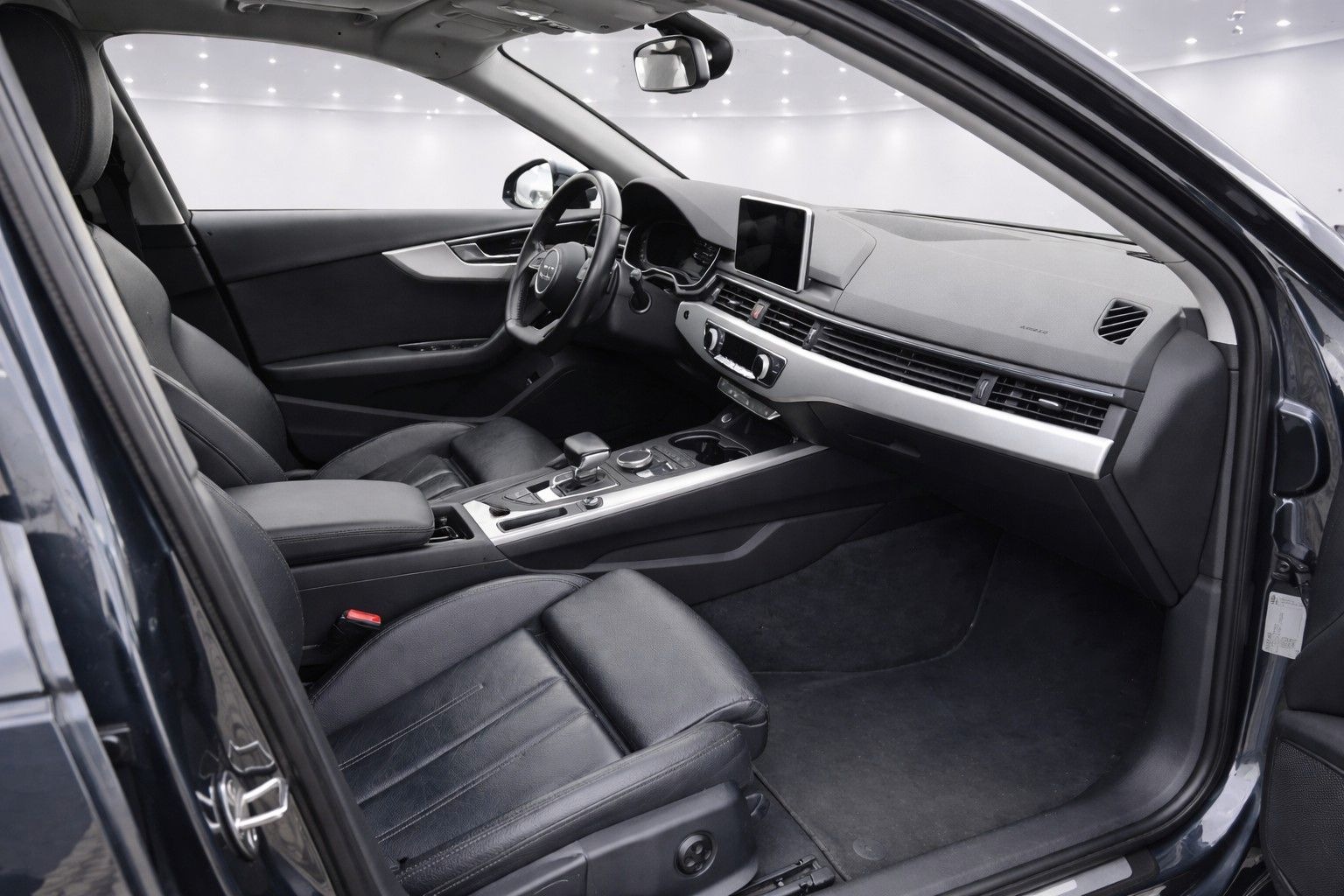 Audi A4 Avant sport Kombi Leder/Navi foto 10