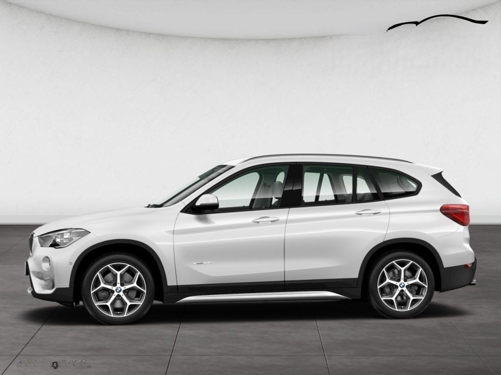 BMW X1 xDrive25i A xLine foto 5