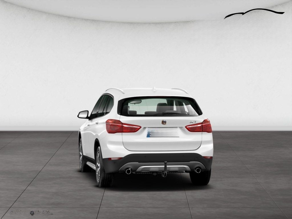 BMW X1 xDrive25i A xLine foto 7