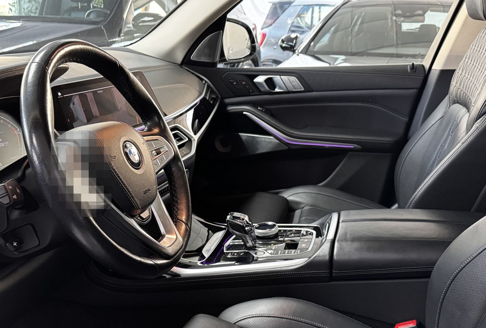 BMW X7 xDrive 40 d Design SKY LOUNGE FOND-TV 6-SITZE foto 11