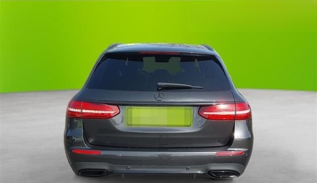 Mercedes-Benz E 400 d 4Matic T 9G-tronic AMG Line+LED+AHK+PANO foto 12