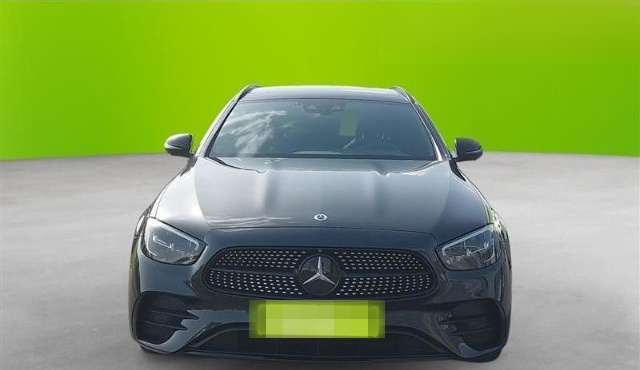 Mercedes-Benz E 400 d 4Matic T 9G-tronic AMG Line+LED+AHK+PANO foto 4