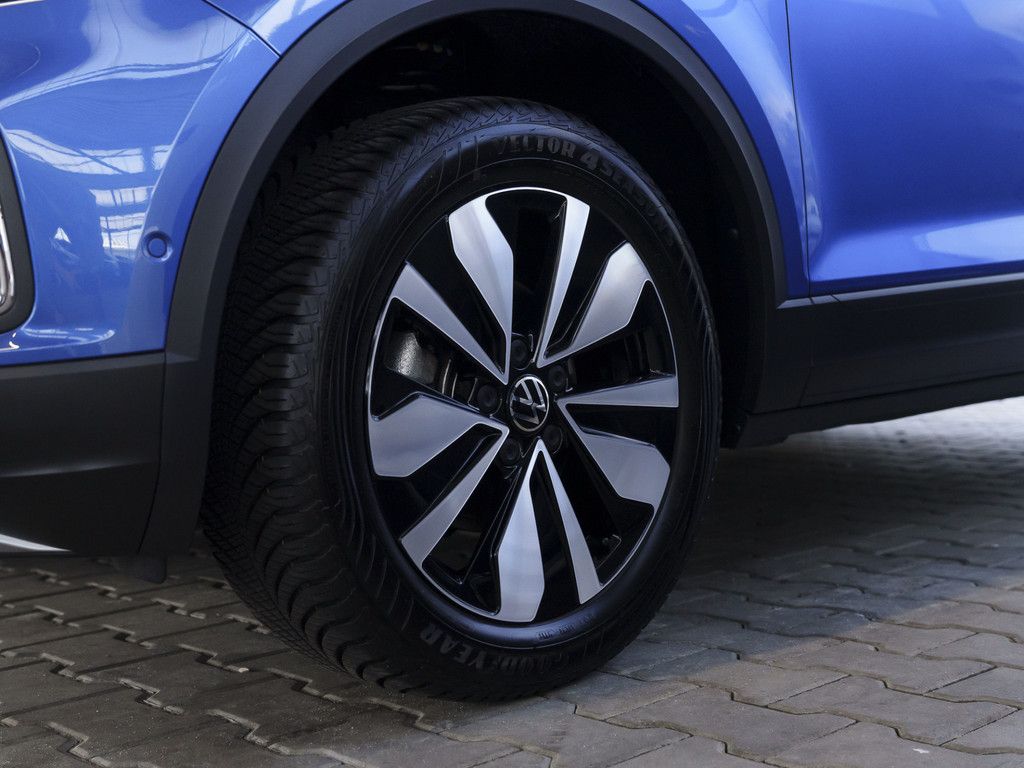 Volkswagen T-Roc Goal 1.0 l TSI ACC LED NAVI SPURH. SPURW. foto 9