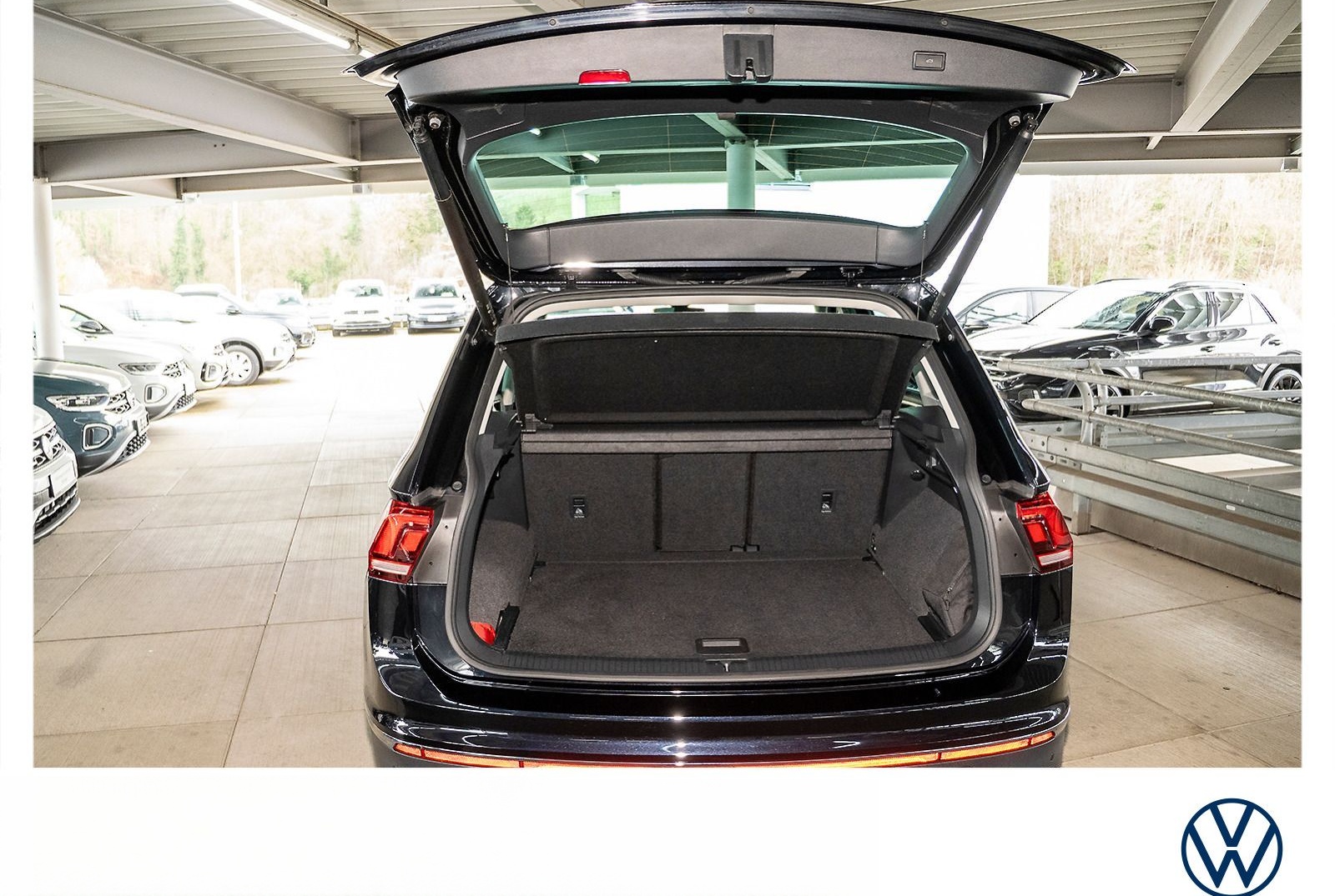 Volkswagen Tiguan Elegance 2.0 TSI DSG Navi Kamera AHK ACC foto 14