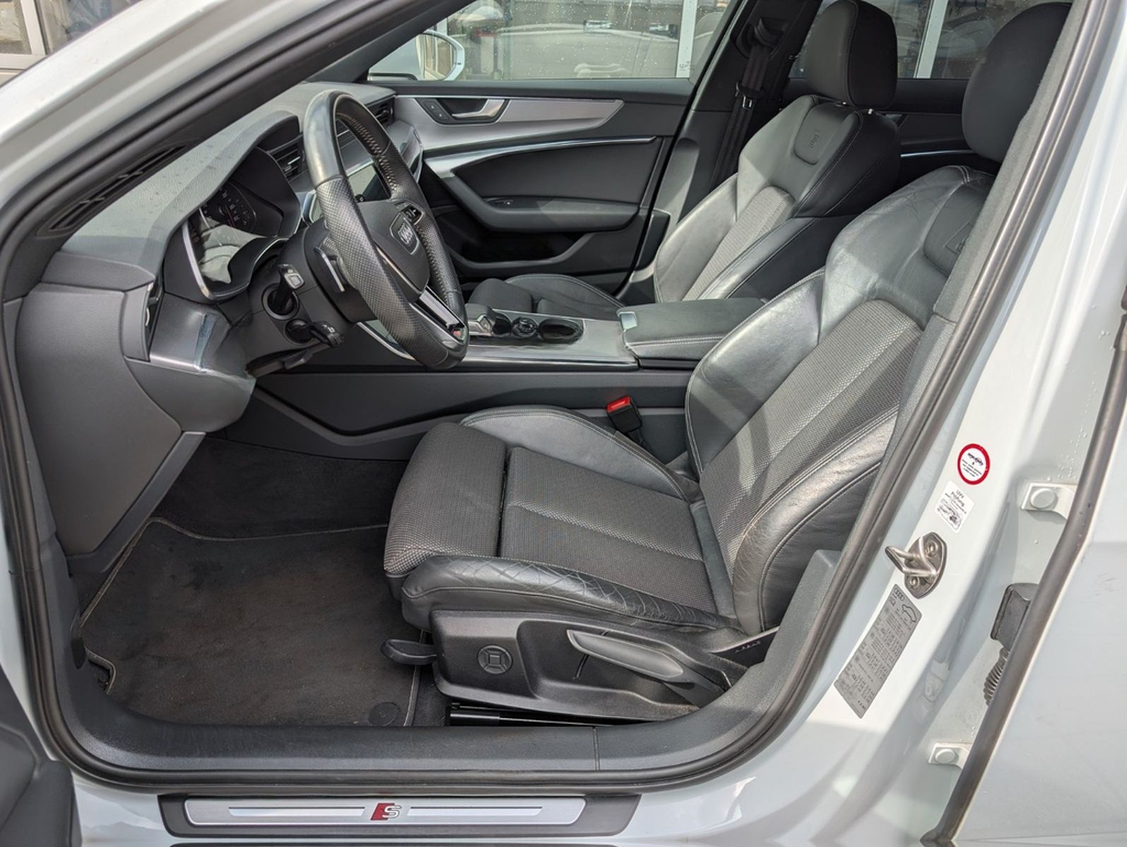 Audi A6 Avant 45 TDI quattro *S-Line*Kamera*B&O*AHK* foto 17