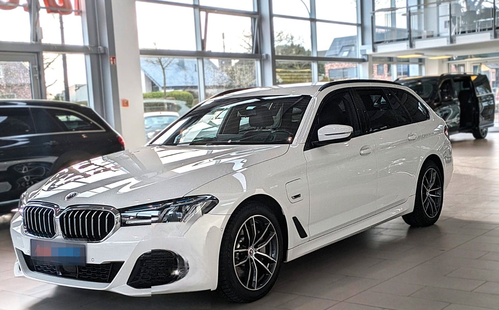 BMW 530e M SPORT VIRTUAL HUD NAVI LASER LEDER AHK foto 5