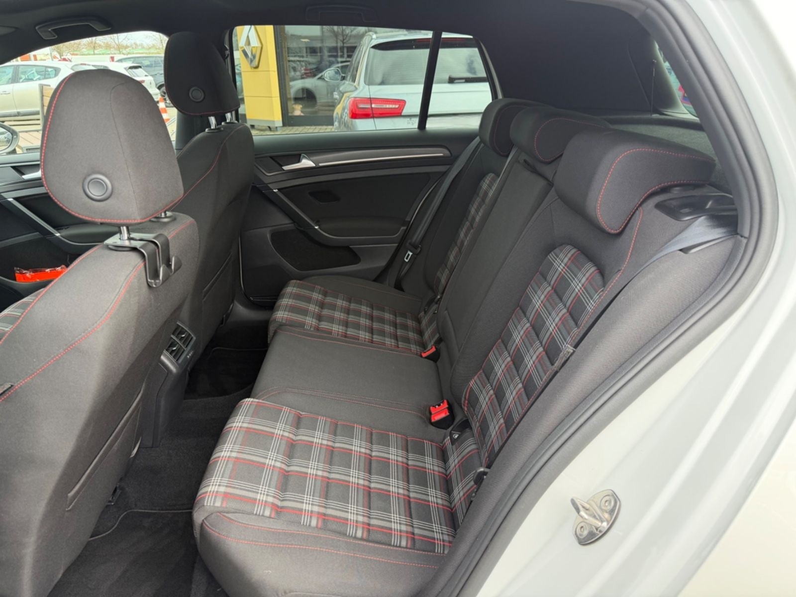 Volkswagen Golf VII 2.0 GTI Performance foto 14