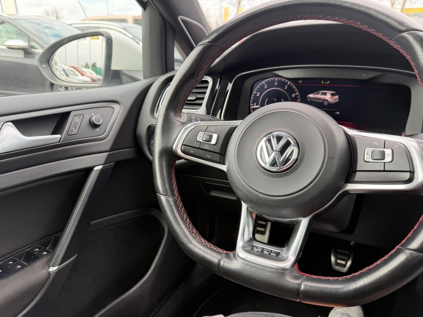Volkswagen Golf VII 2.0 GTI Performance foto 21