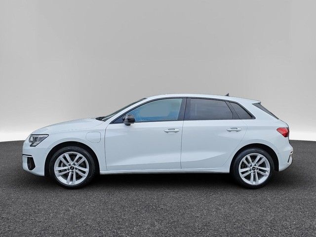 Audi A3 Sportback 40 TFSI e advanced S-tr. Navi LED foto 7