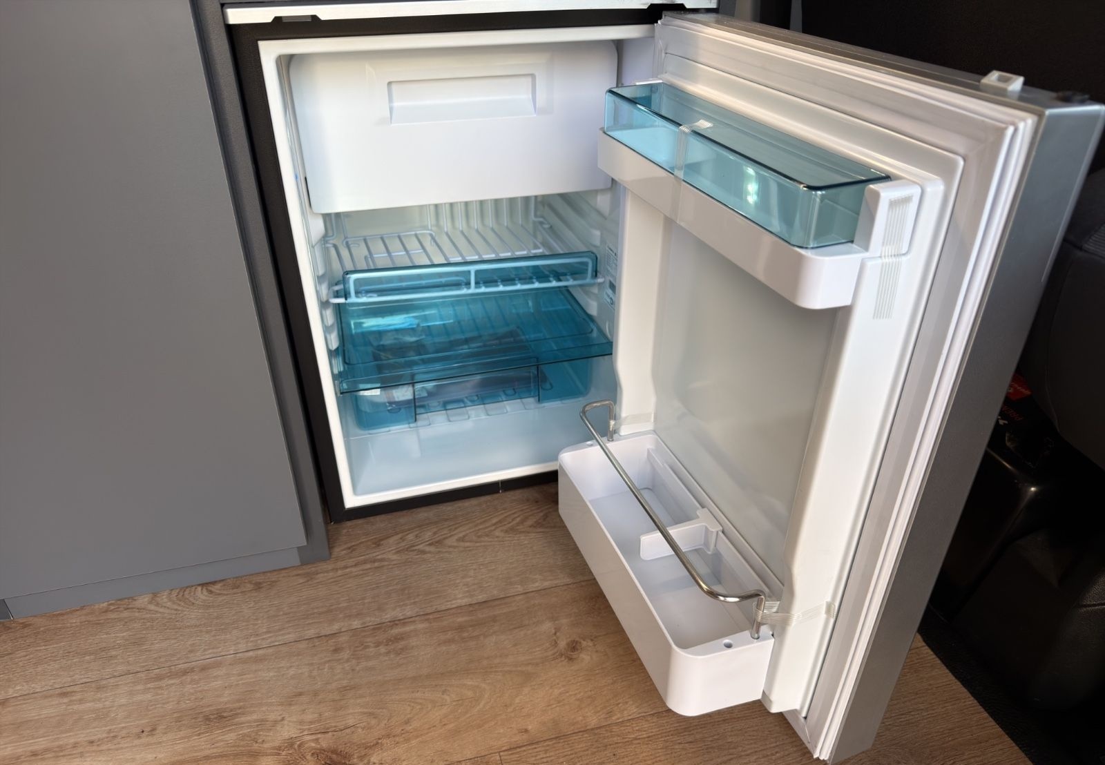 Volkswagen T6 California Aufstelldach Reimo Küche AllinONE foto 10