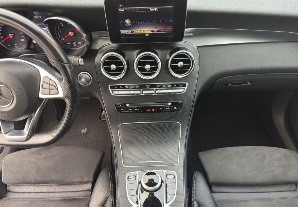 Mercedes-Benz GLC 250 d 4Matic AMG Line Panoramadach foto 14