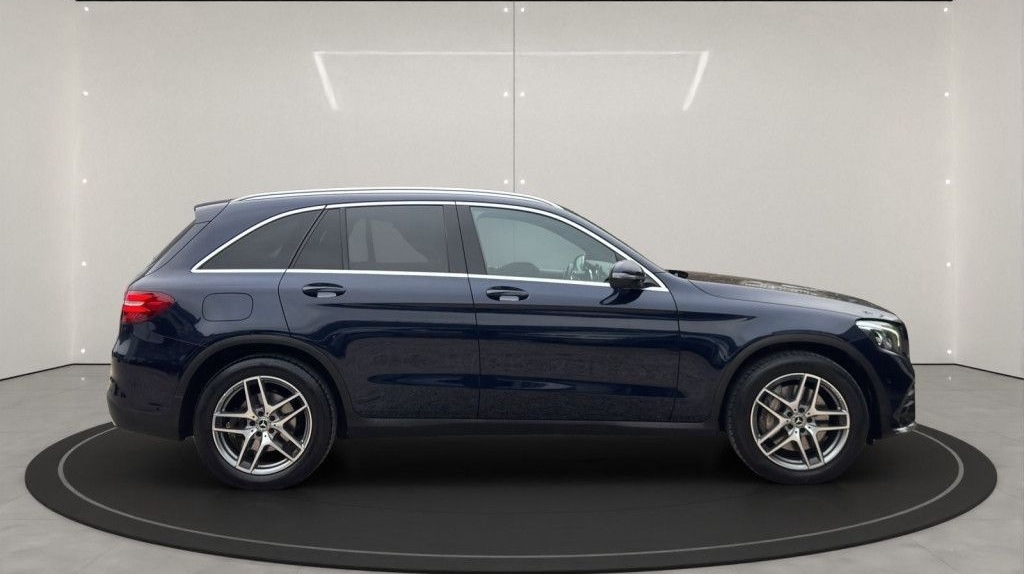 Mercedes-Benz GLC 250 d 4Matic AMG Line Panoramadach foto 7