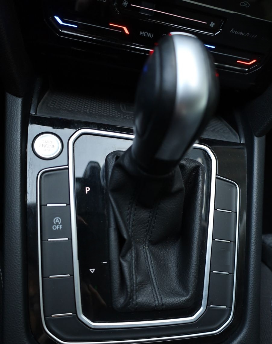 Volkswagen Passat Variant Business 2.0TDI*ACC*Kamera*AHK* foto 17