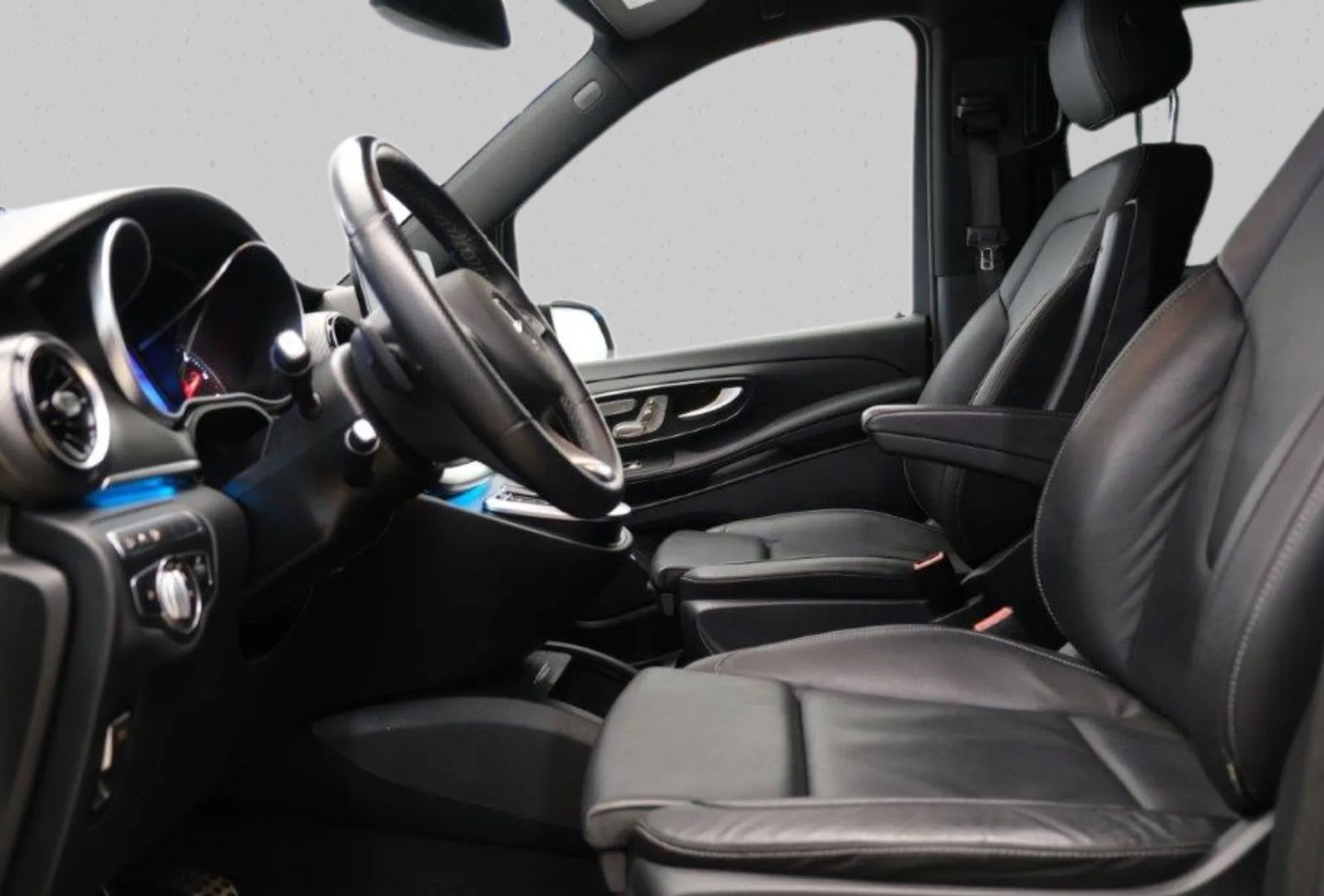 Mercedes-Benz V 250 AMG 4matic Night paket foto 8