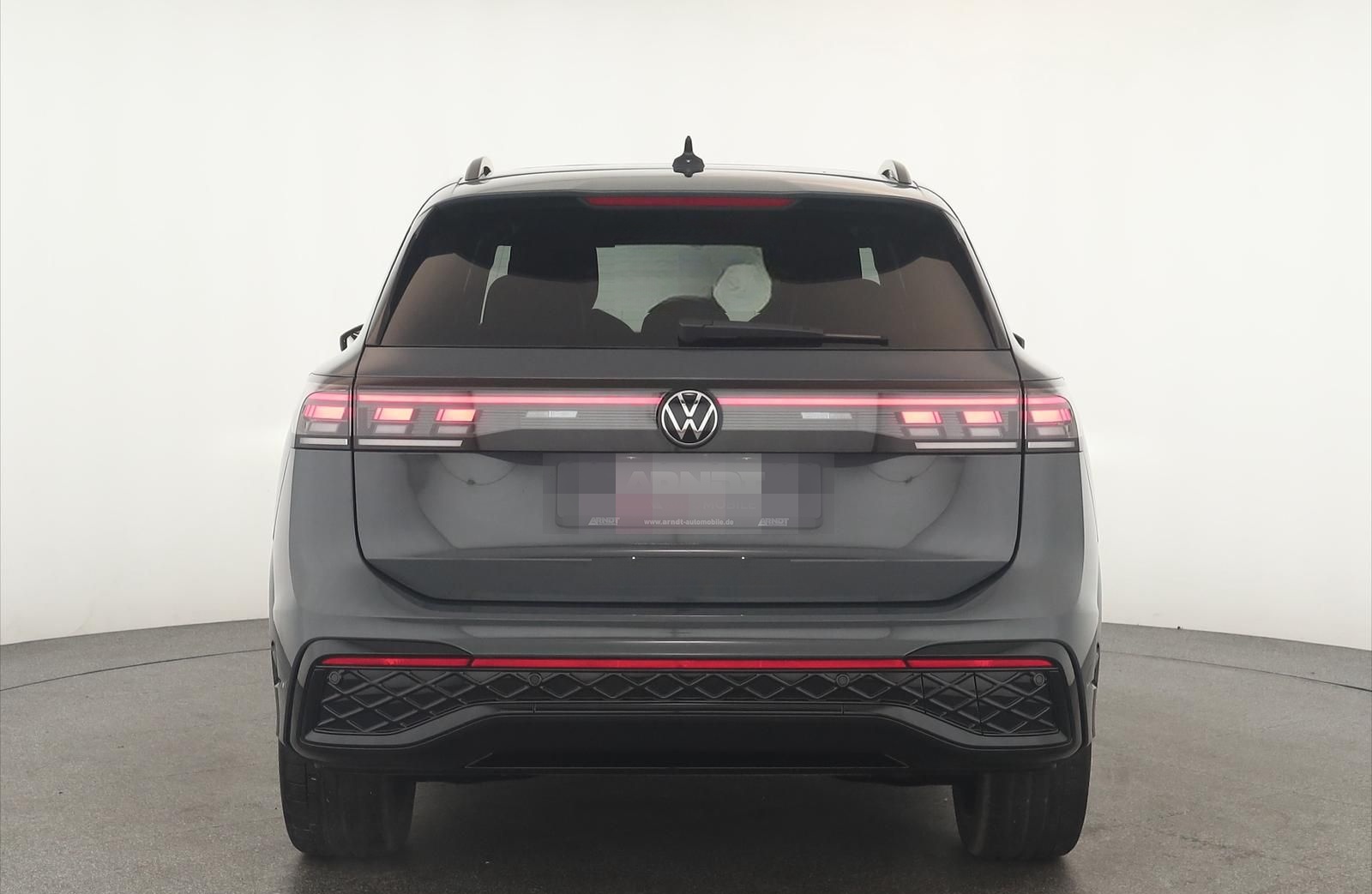 Volkswagen Tiguan 2.0 TSI DSG 4M R-Line IQ Pano Nav Key 360 foto 6
