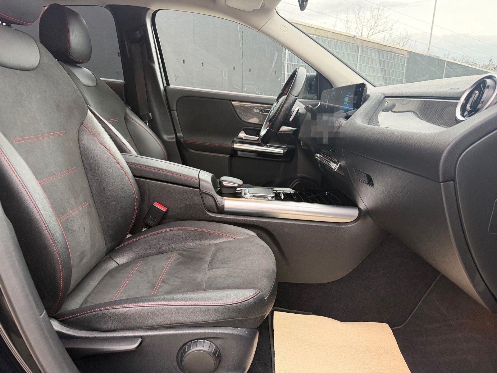 Mercedes-Benz GLA 220 d 1.Hand,AMG,Kamera,LED,Navi,SHZ foto 15