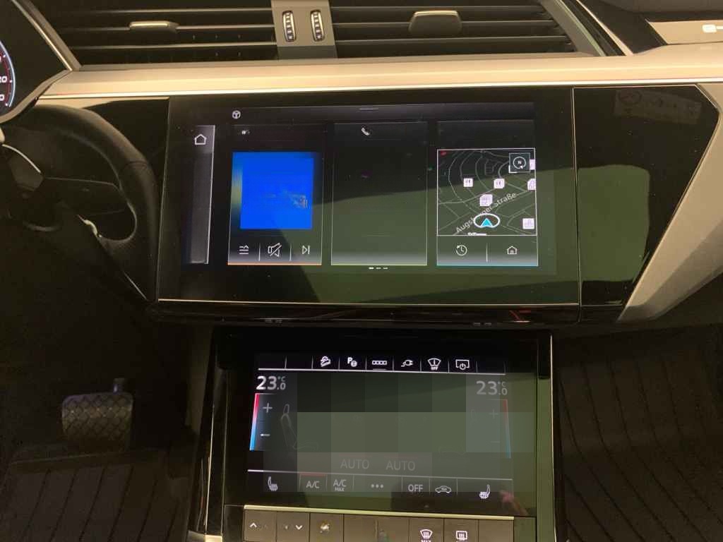 Audi e-tron advanced 55 qua S line *PANO*MATRIX*AHK* foto 14