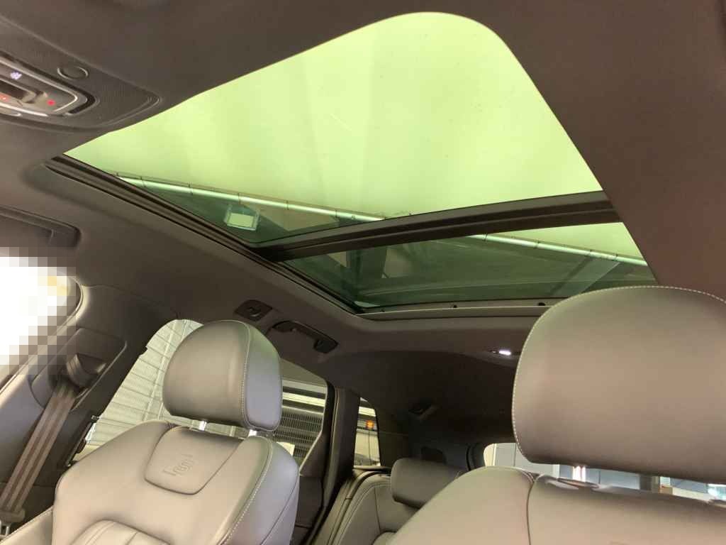 Audi e-tron advanced 55 qua S line *PANO*MATRIX*AHK* foto 19