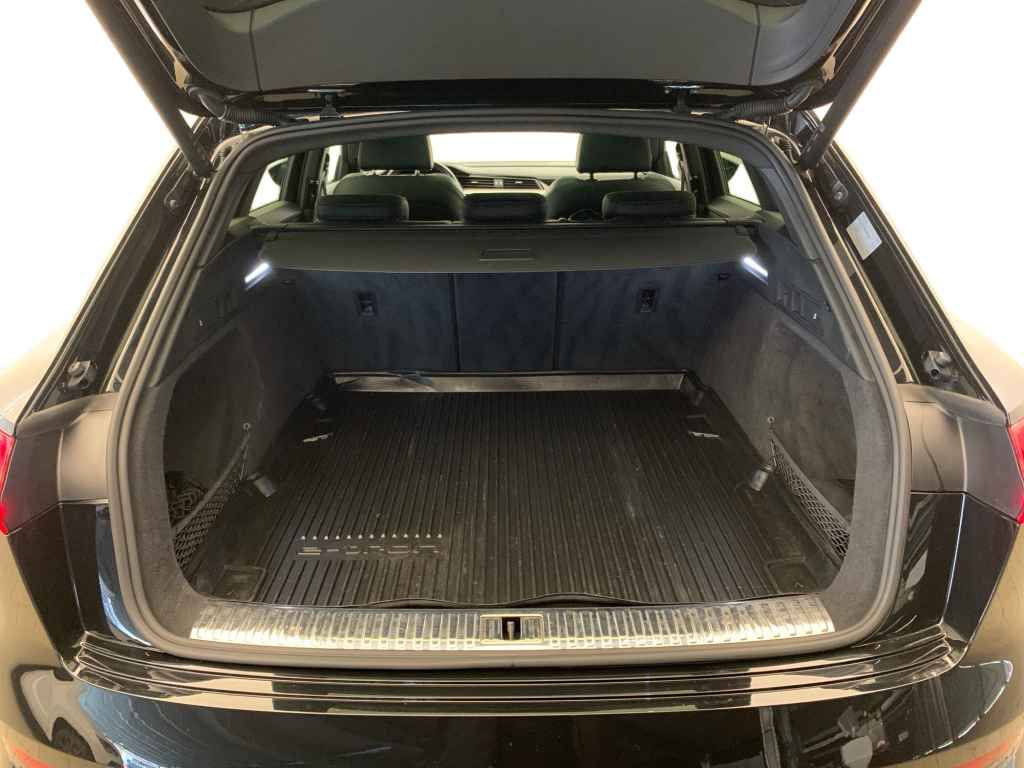 Audi e-tron advanced 55 qua S line *PANO*MATRIX*AHK* foto 8