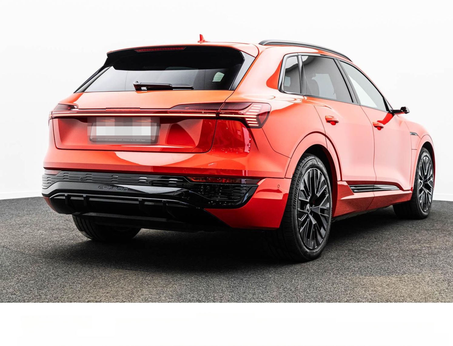 Audi Q8 E-TRON 55 S LINE BLACK/ACC/HuD/PANO/B&O/360° foto 9