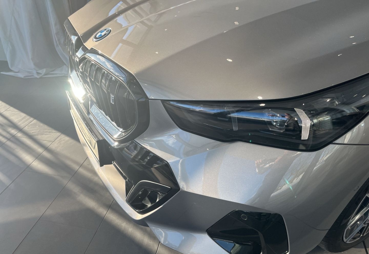 BMW i5 M Sport eDrive40/HUD/AHK/Bowers&Wilkins/Navi foto 25
