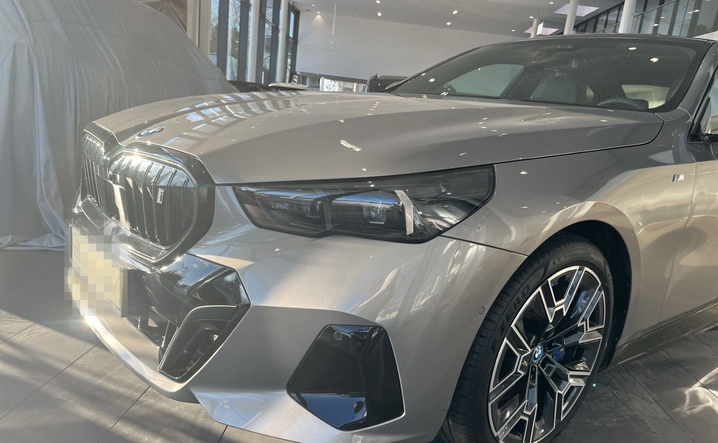 BMW i5 M Sport eDrive40/HUD/AHK/Bowers&Wilkins/Navi foto 6