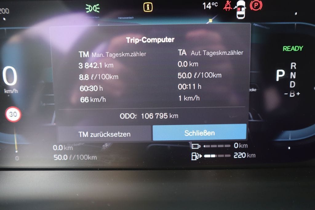 Volvo V60 T6 AWD Recharge Plus Dark ACC AHK NAVI R-CAM foto 20