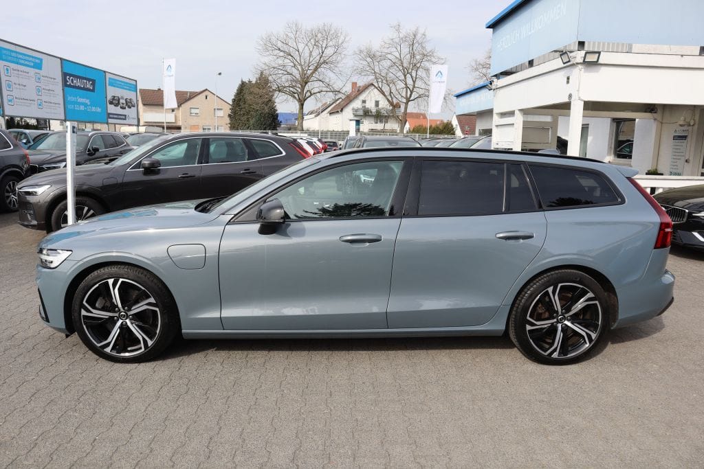 Volvo V60 T6 AWD Recharge Plus Dark ACC AHK NAVI R-CAM foto 10