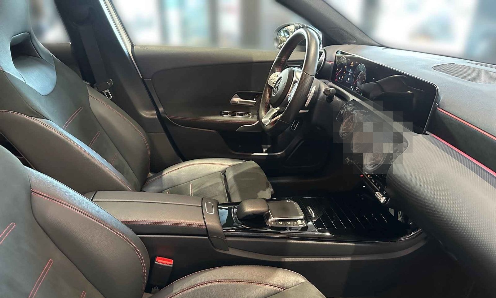 Mercedes-Benz A 250 e AMG+Pano+LED+DISTR.+360°Kam+Amb-Bel.+SHZ foto 11
