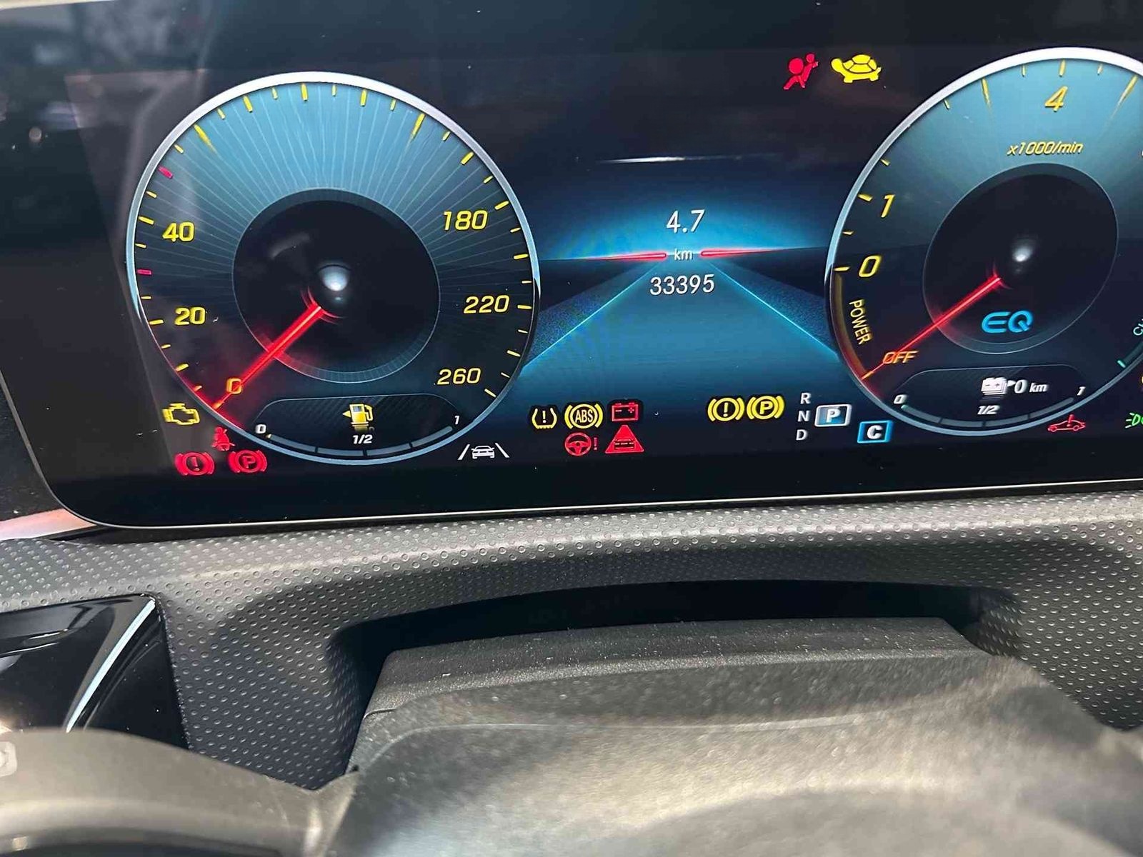 Mercedes-Benz A 250 e AMG+Pano+LED+DISTR.+360°Kam+Amb-Bel.+SHZ foto 15
