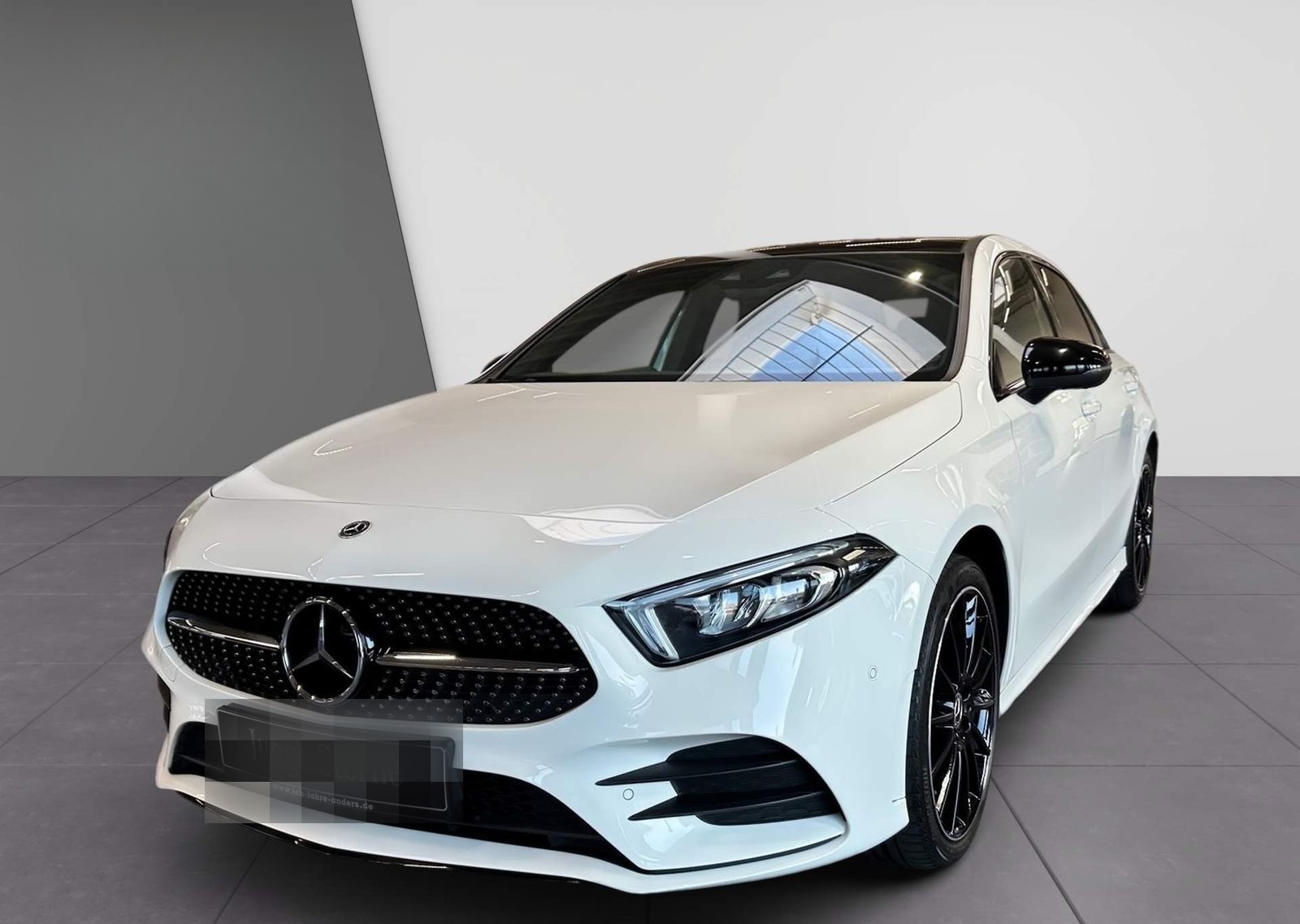 Mercedes-Benz A 250 e AMG+Pano+LED+DISTR.+360°Kam+Amb-Bel.+SHZ foto 3