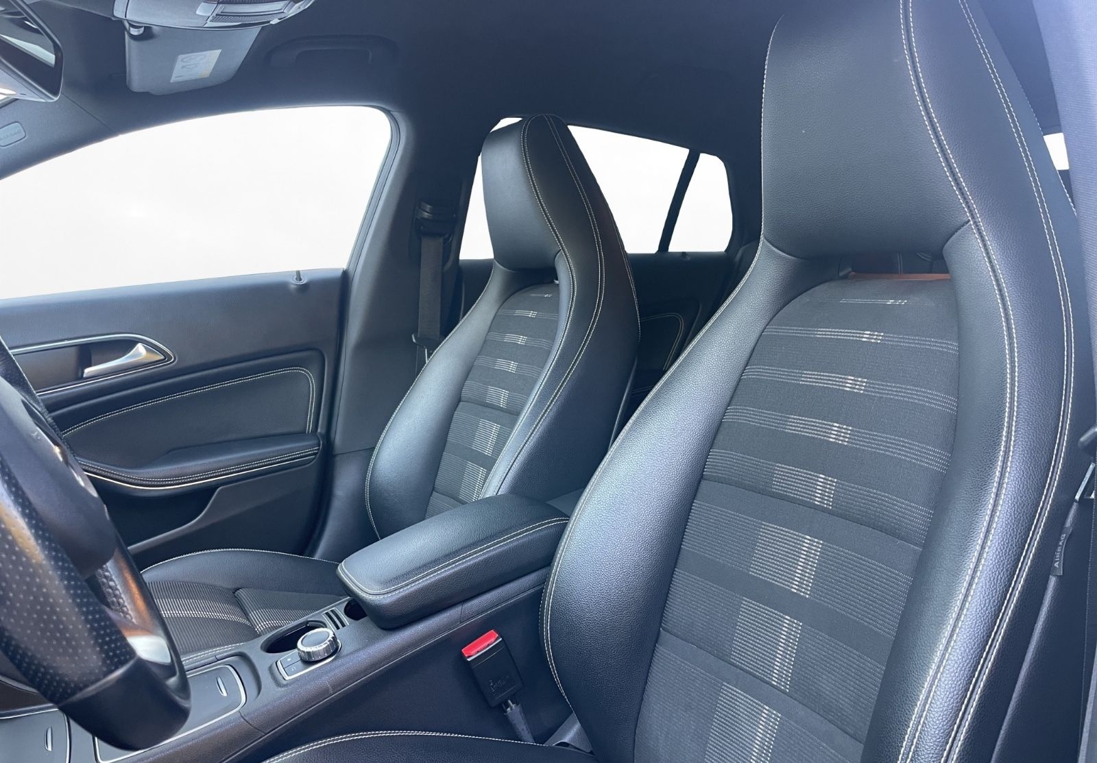 Mercedes-Benz CLA 200 Shooting Brake DCT**AHK**KAMERA**NAVI** foto 14