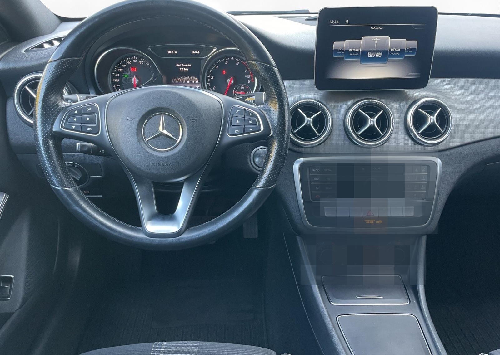 Mercedes-Benz CLA 200 Shooting Brake DCT**AHK**KAMERA**NAVI** foto 9